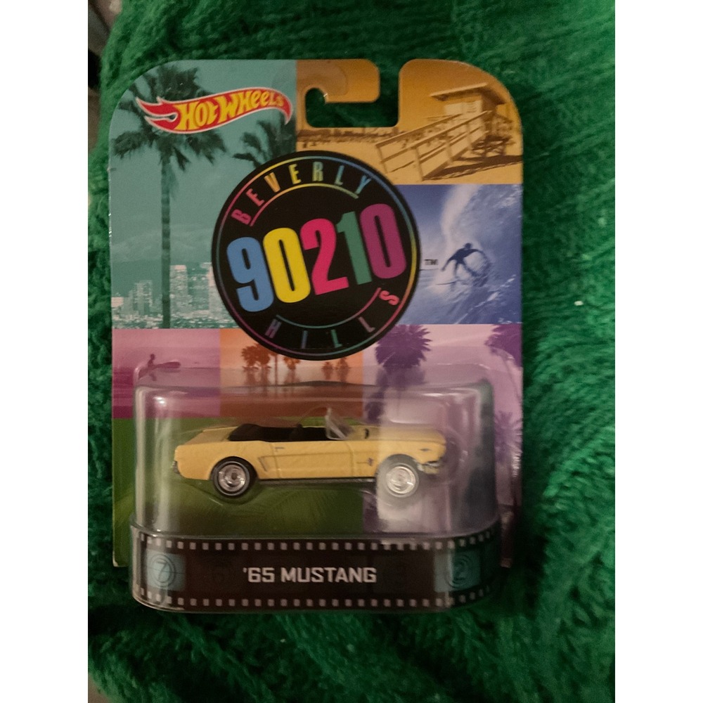 Hot Wheels Beverly Hills 90210 65 Mustang Retro Entertainment Diecast Car Yellow